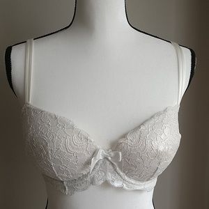 White Lace Pushup Bra